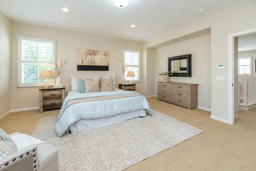 home-staging-que-es-dormitorio-colores-neutros