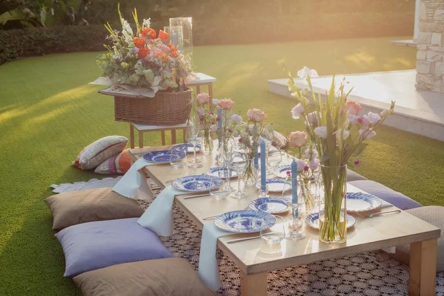 decoracion-verano-mesa-baja-jardin